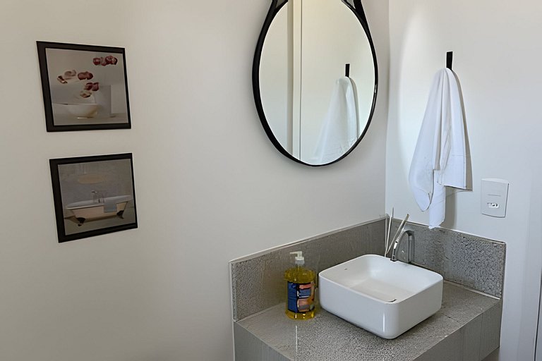 Apartamento Moderno Para até 04 Pessoas na Zona Central de M