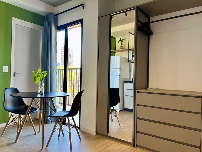 Studio no Centro com Piscina e Academia