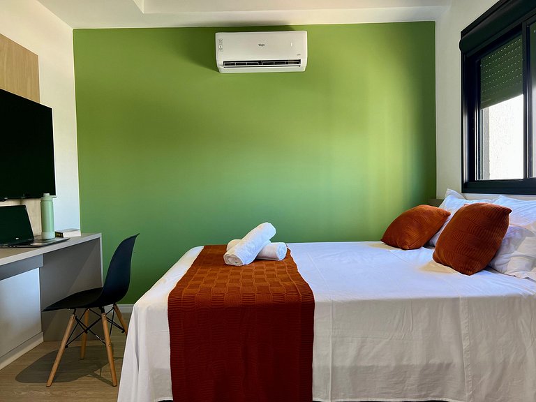 Studio Aconchegante no Centro com Varanda