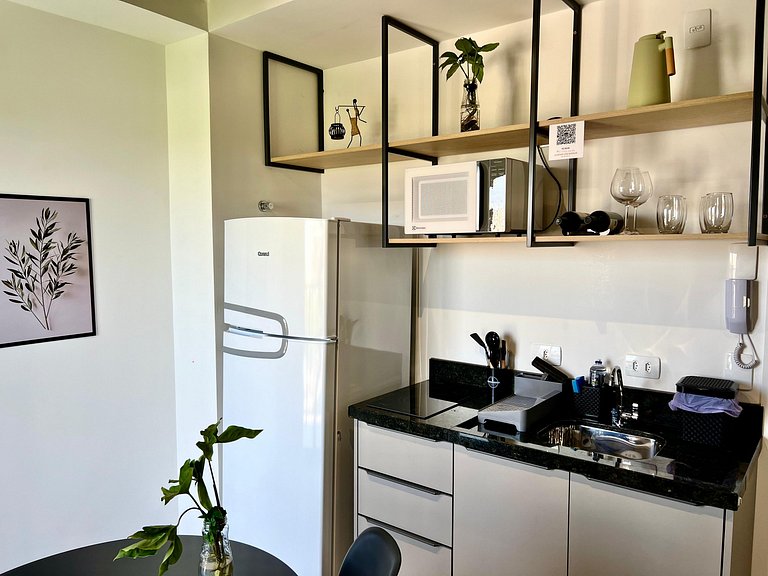 Studio Aconchegante no Centro com Varanda