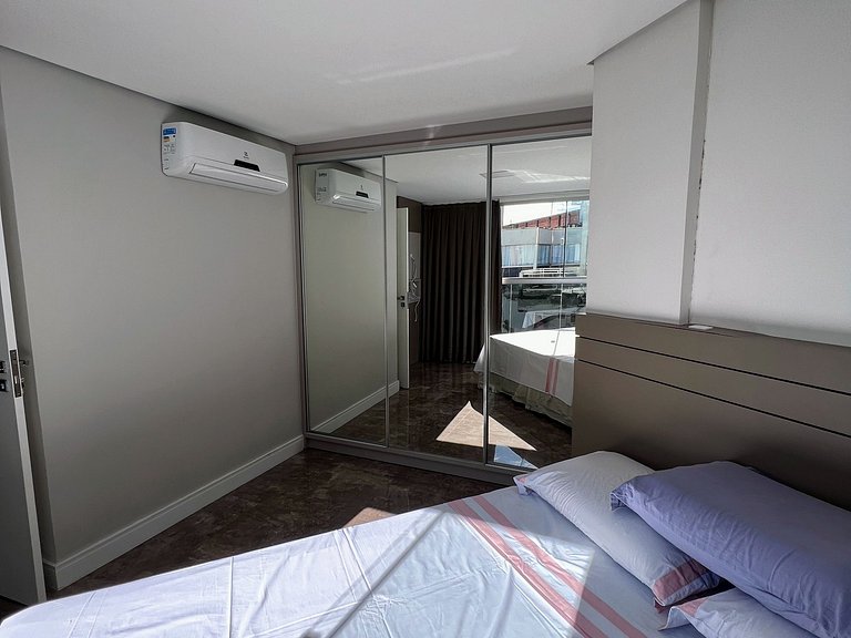 Duplex Pé na Areia - Vista para o Mar - 08 Pessoas