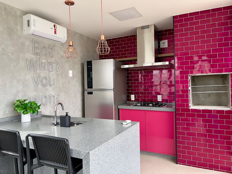 Apartamento Moderno Para até 04 Pessoas na Zona Central de M